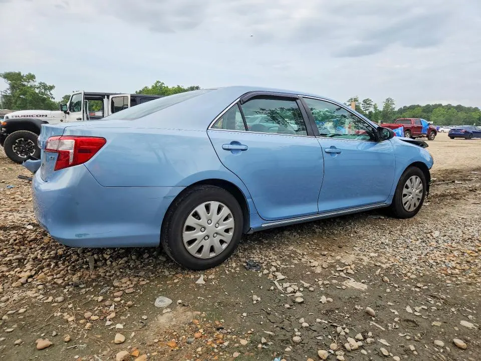 2012 TOYOTA CAMRY LE  