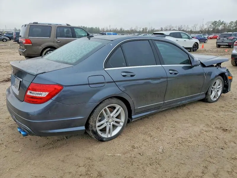 2014 MERCEDES-BENZ C 250  