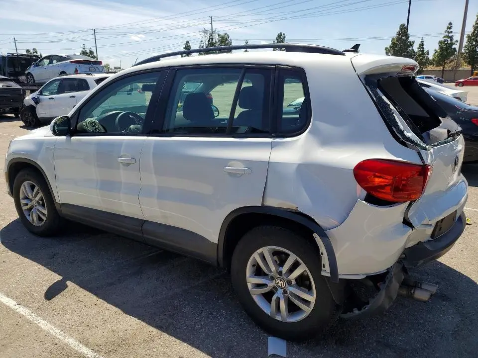 2015 VOLKSWAGEN TIGUAN S  