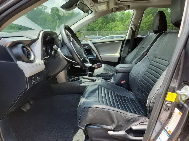 2017 TOYOTA RAV4 XLE  