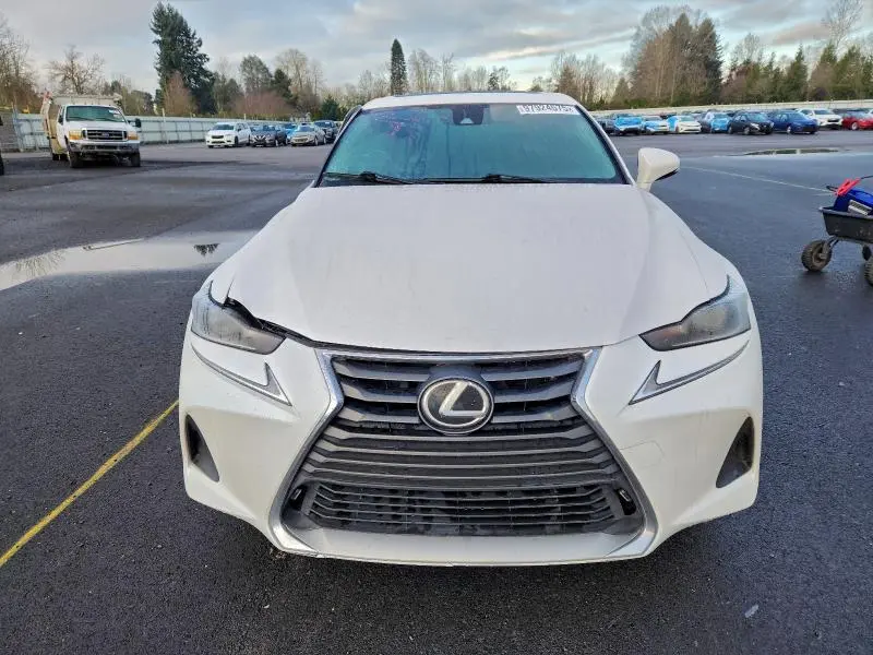 2017 LEXUS IS   