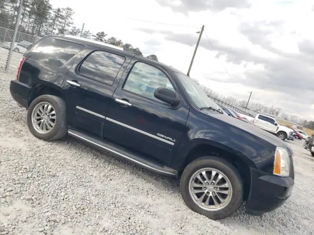 2010 GMC YUKON DENALI  