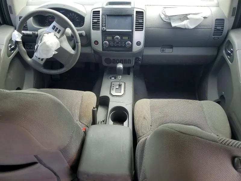 2020 NISSAN FRONTIER SV  