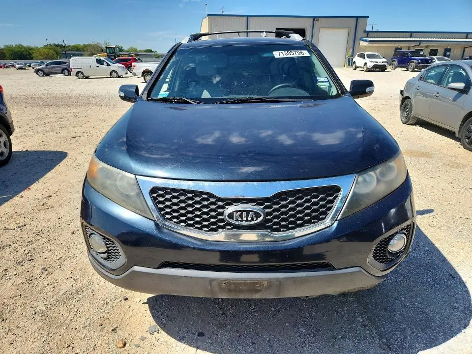 2012 KIA SORENTO LX  