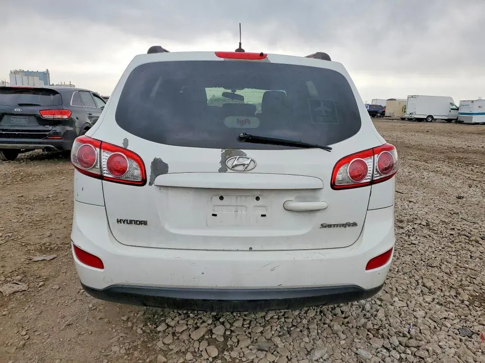 2010 HYUNDAI SANTA FE GLS  