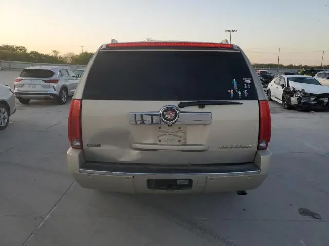 2010 CADILLAC ESCALADE ESV PREMIUM  