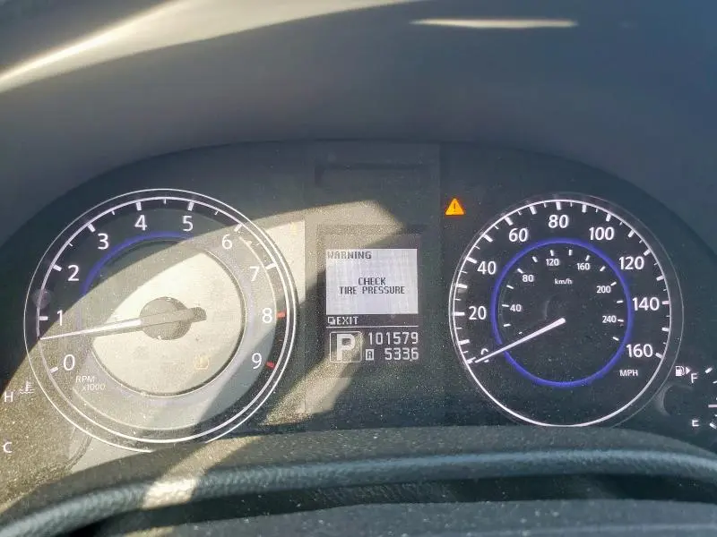 2011 INFINITI G37 BASE  