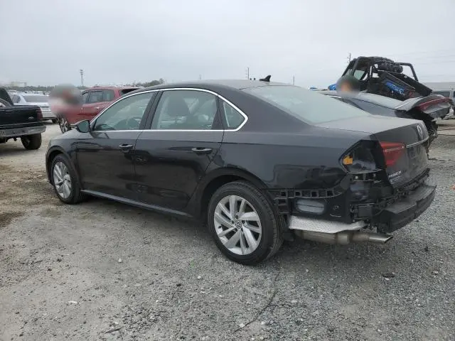 2018 VOLKSWAGEN PASSAT SE  