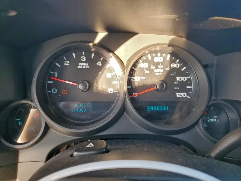 2011 CHEVROLET SILVERADO C1500 LS  