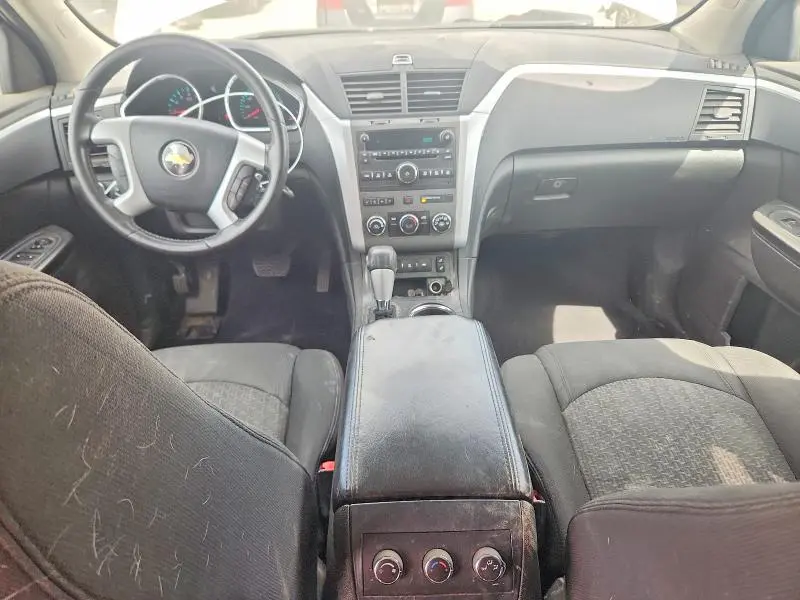 2011 CHEVROLET TRAVERSE LT  