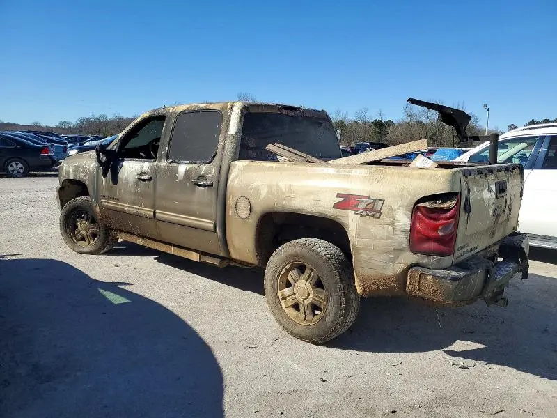 2011 CHEVROLET SILVERADO K1500 LT  