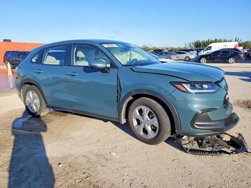 2025 HONDA HR-V LX  