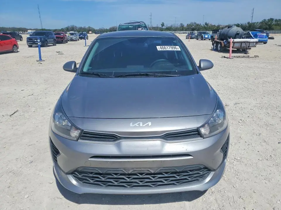 2022 KIA RIO S  