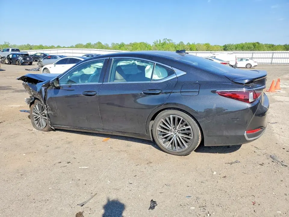 2025 LEXUS ES 300H BASE  