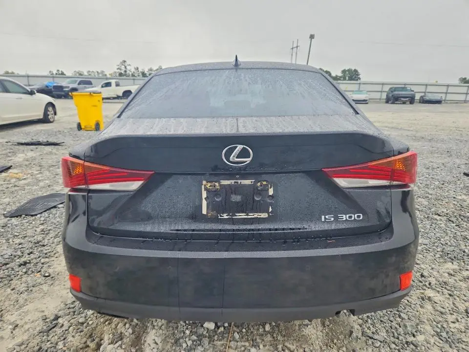2018 LEXUS IS 300  