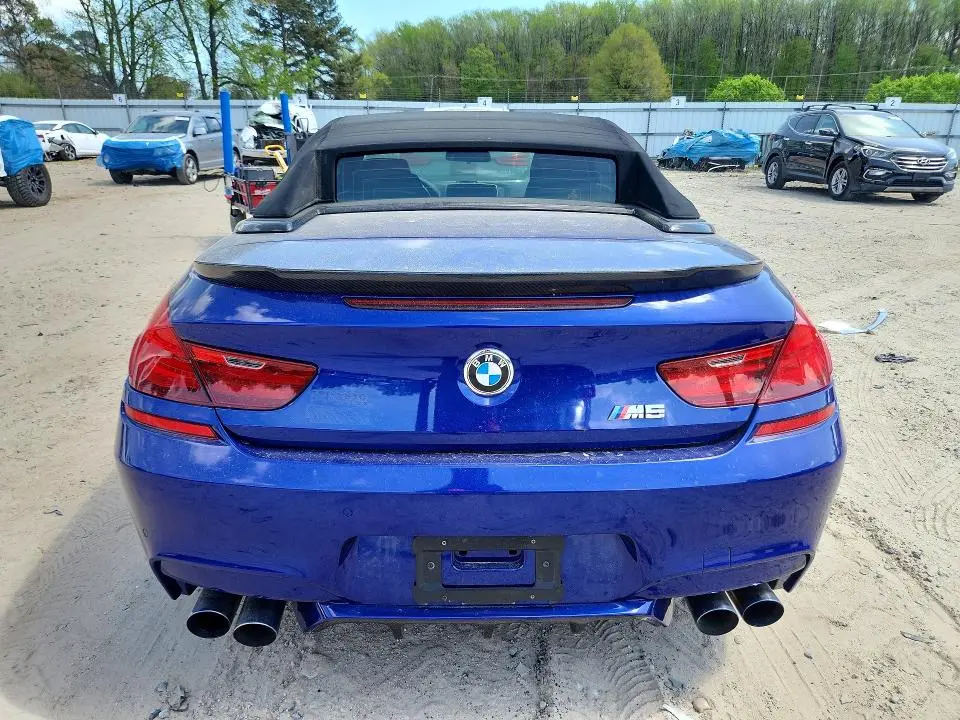2013 BMW M6   