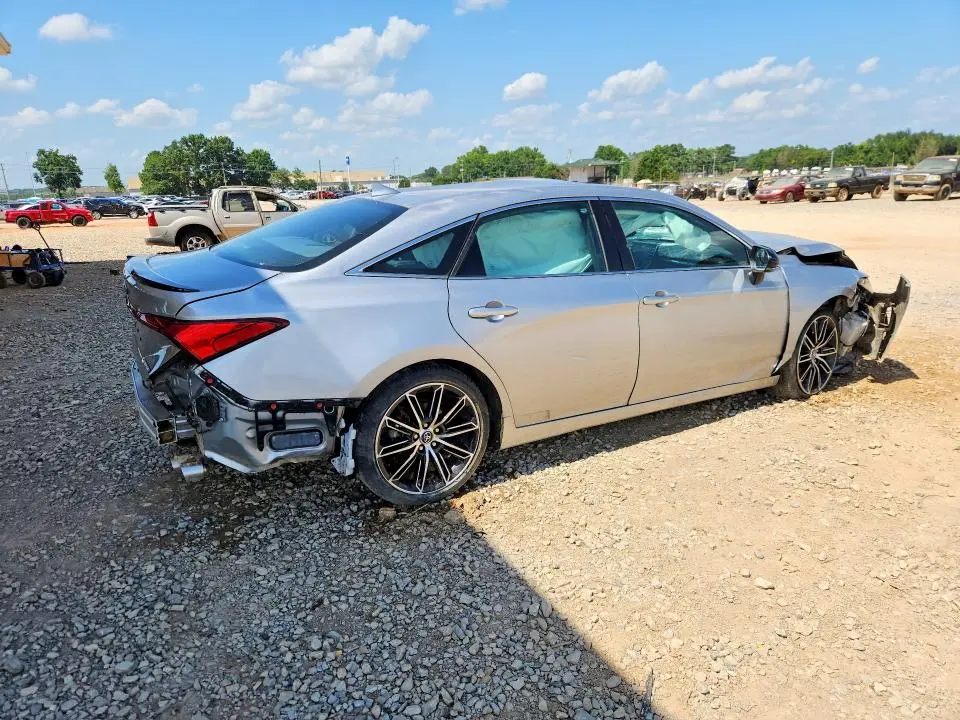 2020 TOYOTA AVALON TOURING  