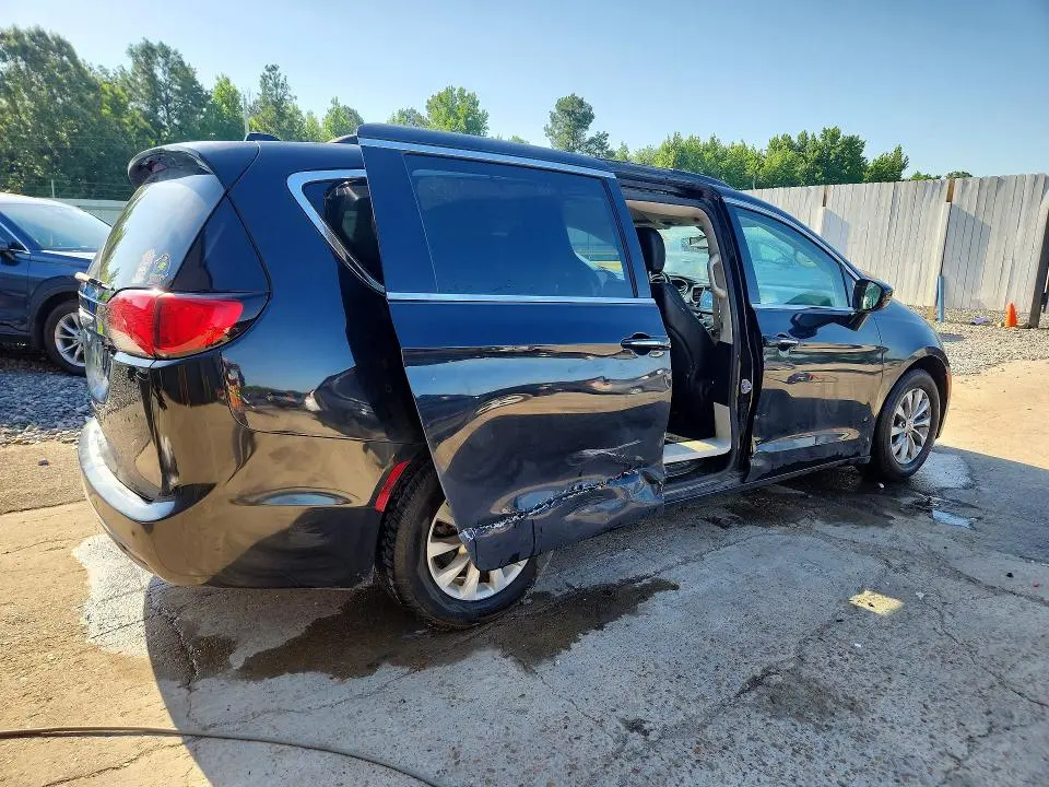2017 CHRYSLER PACIFICA TOURING L  