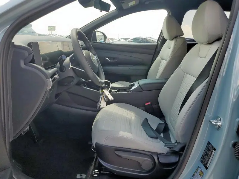 2025 HYUNDAI SANTA CRUZ SE  