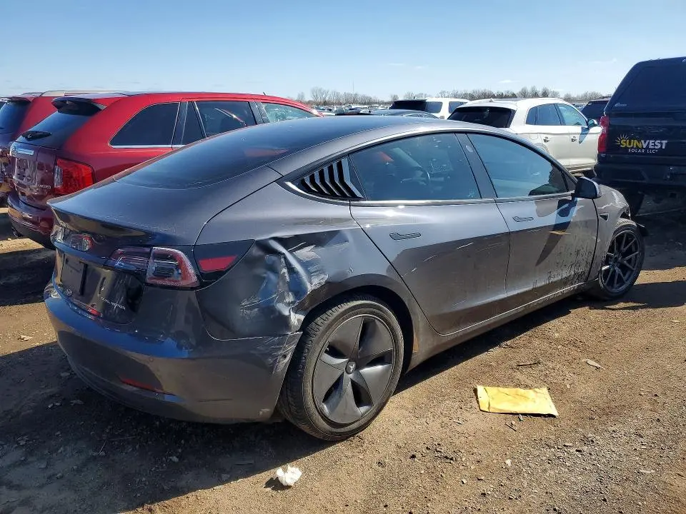 2018 TESLA MODEL 3   