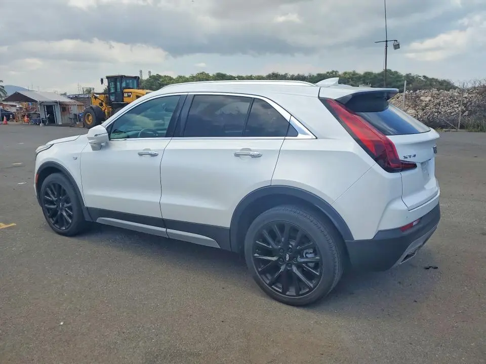 2021 CADILLAC XT4 PREMIUM LUXURY  