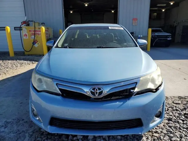 2013 TOYOTA CAMRY SE  