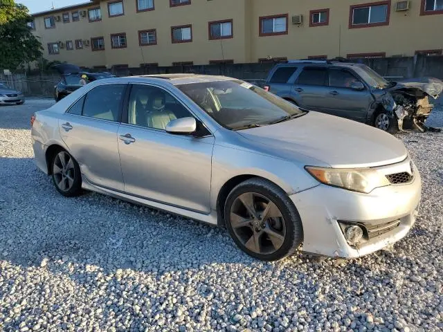 2012 TOYOTA CAMRY SE  