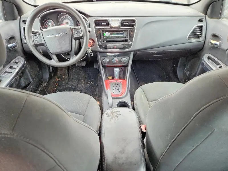 2012 CHRYSLER 200 LX  