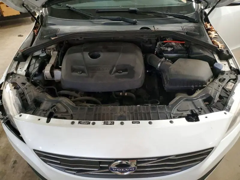 2016 VOLVO S60 PREMIER  