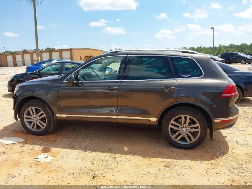 2016 VOLKSWAGEN TOUAREG TDI LUX
