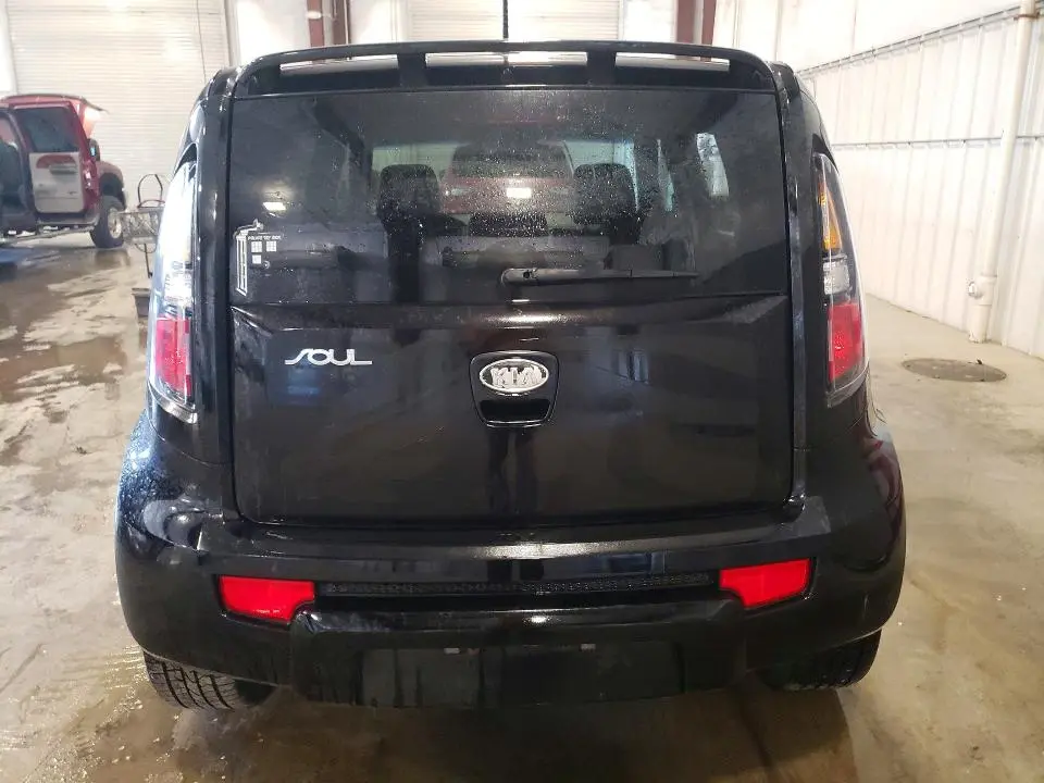 2010 KIA SOUL +  