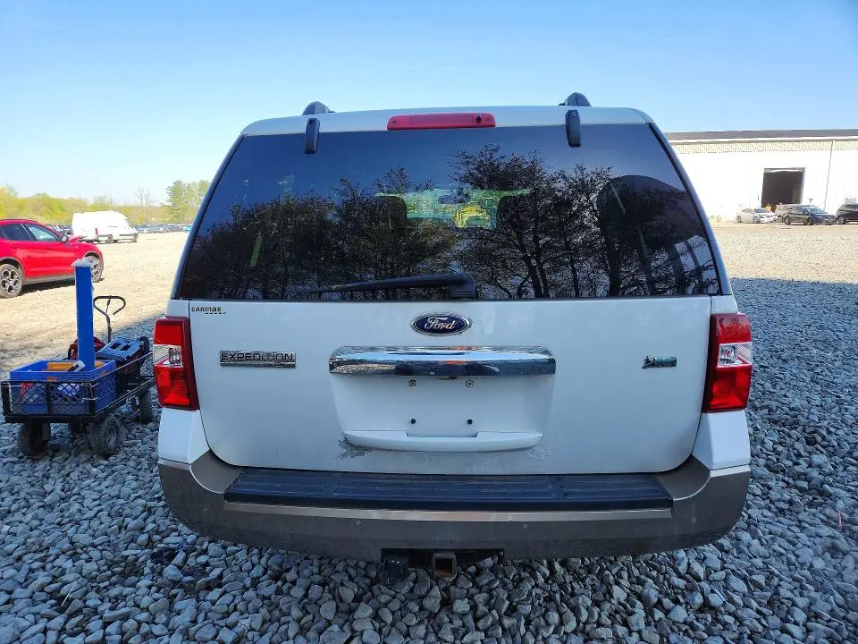 2011 FORD EXPEDITION XLT  