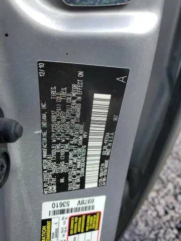 2011 TOYOTA SIENNA LE  