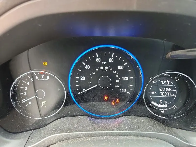 2017 HONDA HR-V LX  