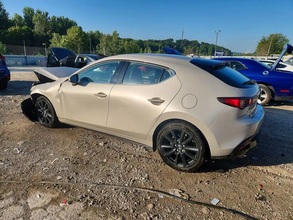 2022 MAZDA 3 PREMIUM  