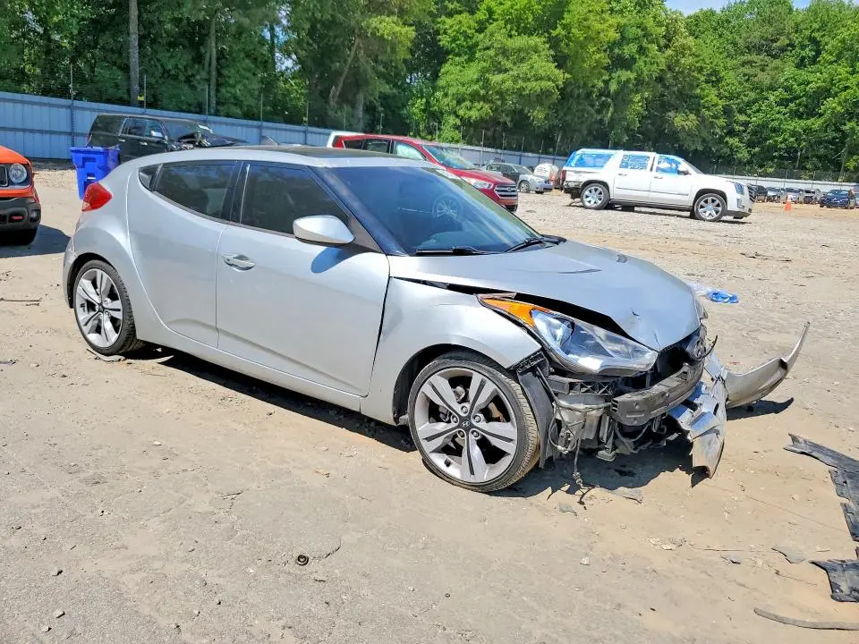 2012 HYUNDAI VELOSTER   