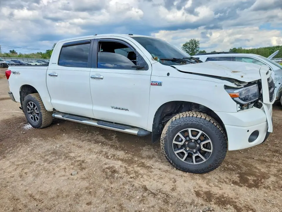 2011 TOYOTA TUNDRA CREWMAX LIMITED  
