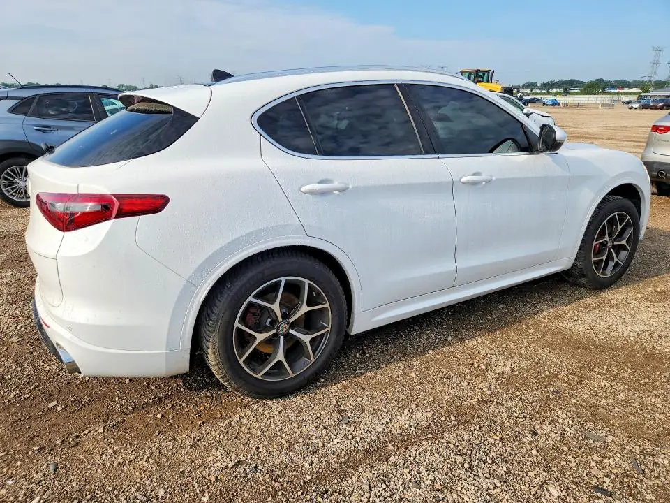 2021 ALFA ROMEO STELVIO TI  