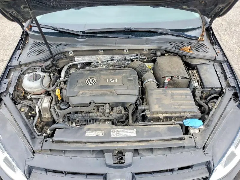 2016 VOLKSWAGEN GOLF S/SE  