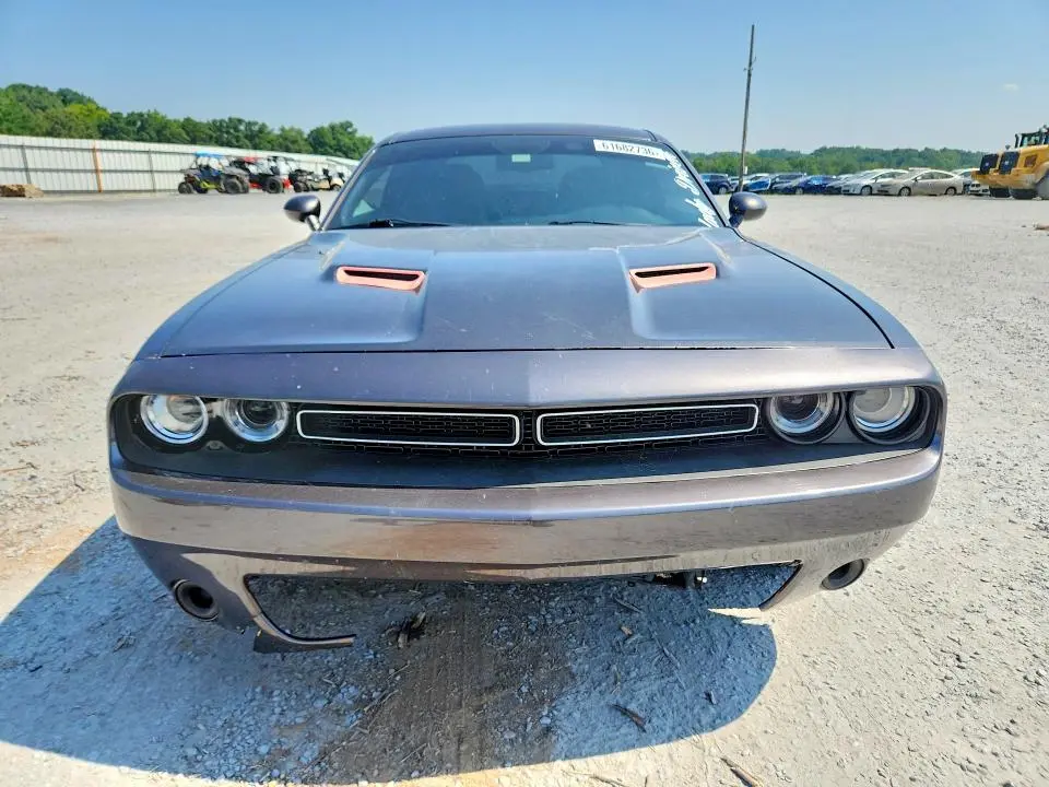 2015 DODGE CHALLENGER SXT  