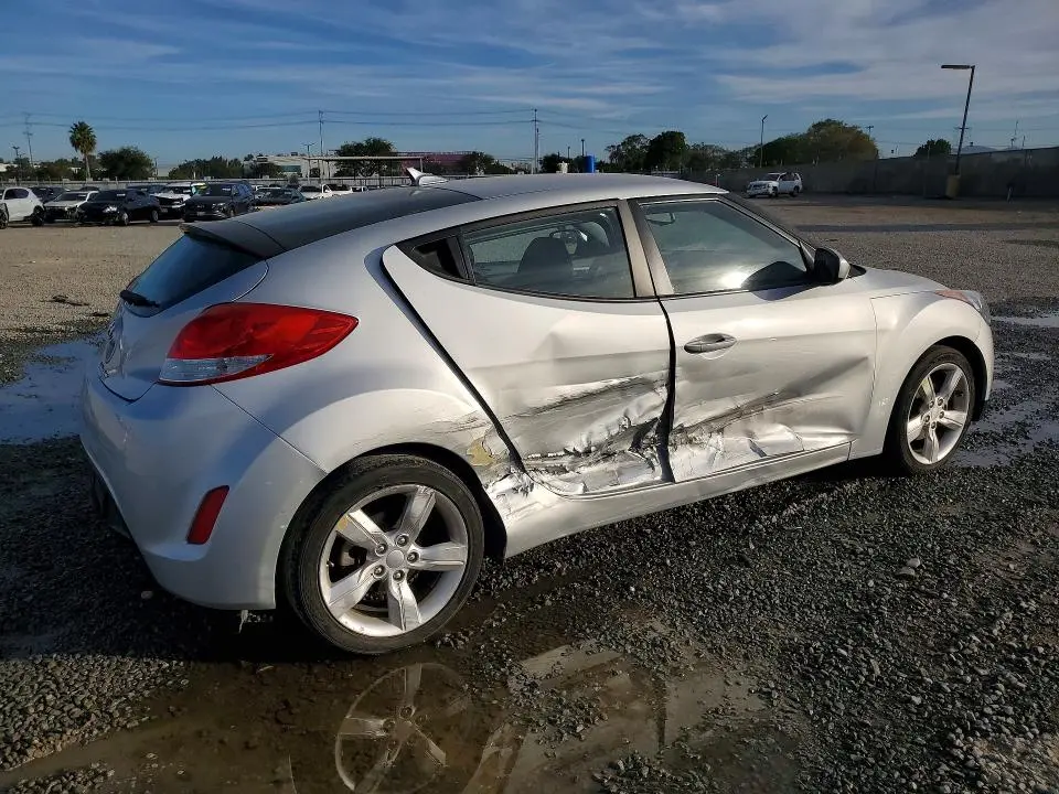 2014 HYUNDAI VELOSTER BASE  