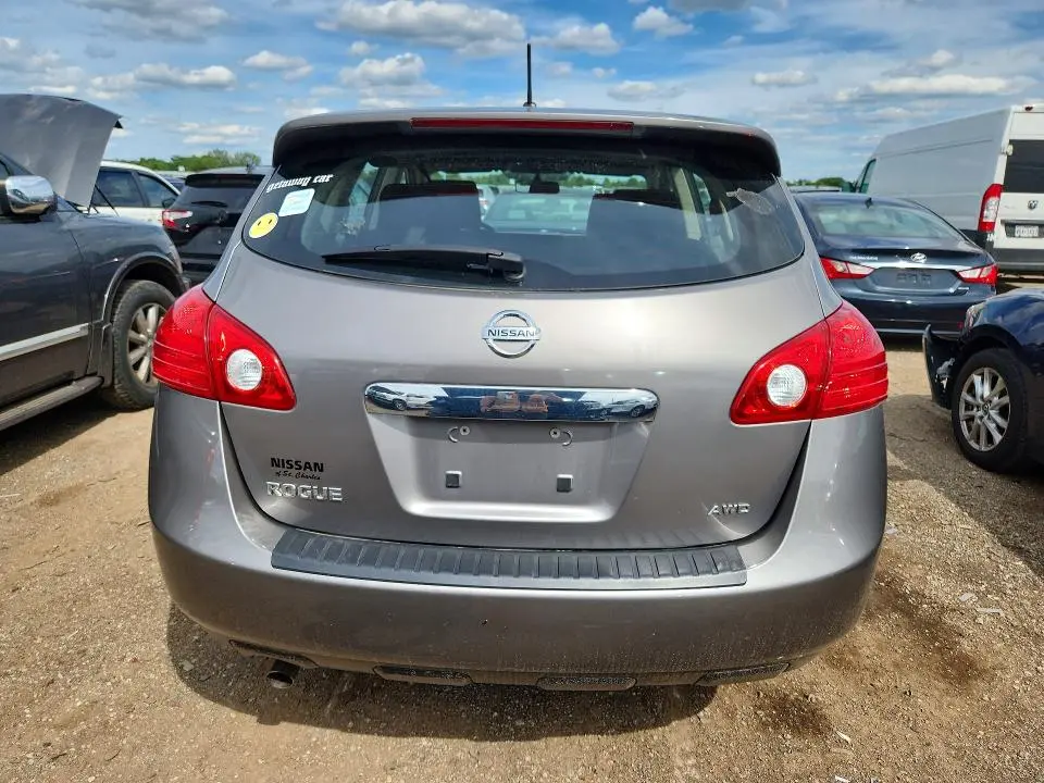2013 NISSAN ROGUE S  
