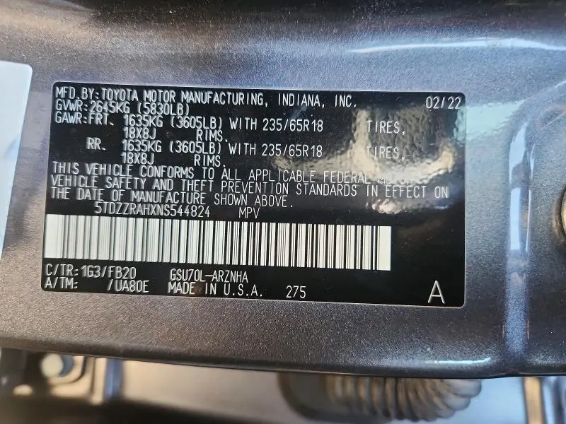 2022 TOYOTA HIGHLANDER LE  