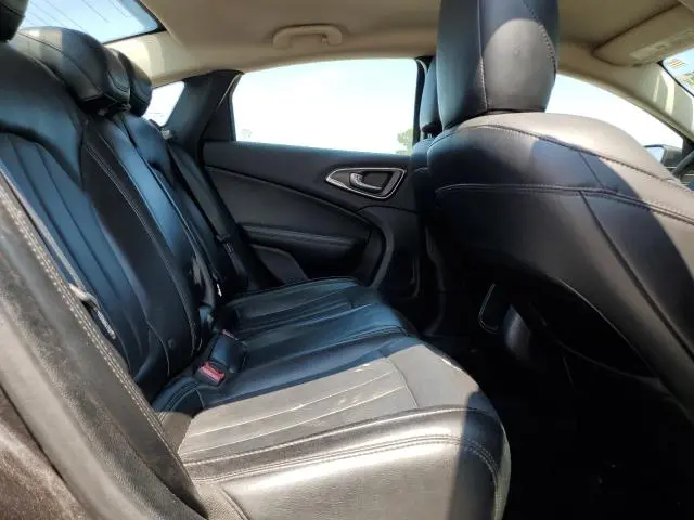 2017 CHRYSLER 200 LIMITED  