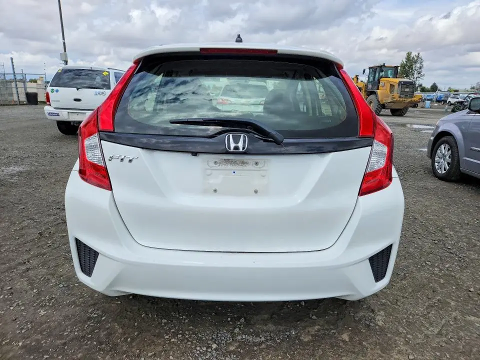 2016 HONDA FIT LX  
