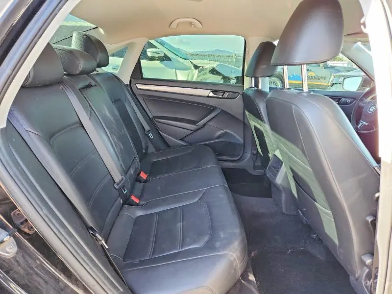 2014 VOLKSWAGEN PASSAT S  