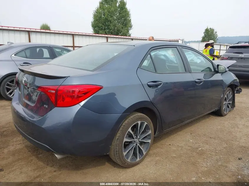 2017 TOYOTA COROLLA SE