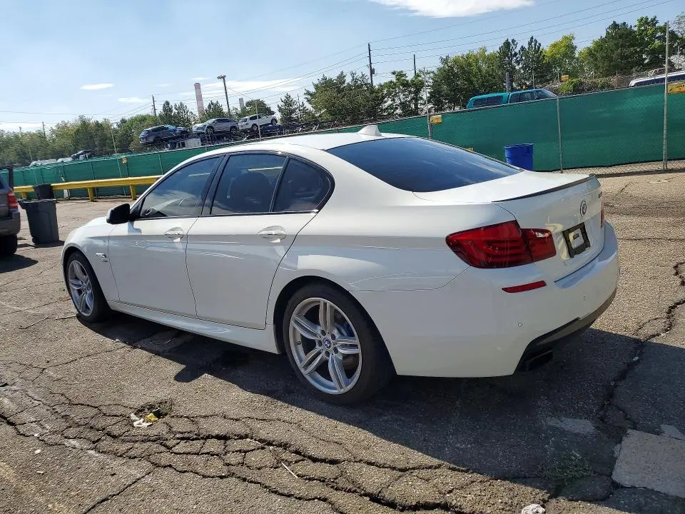2012 BMW 550 XI  