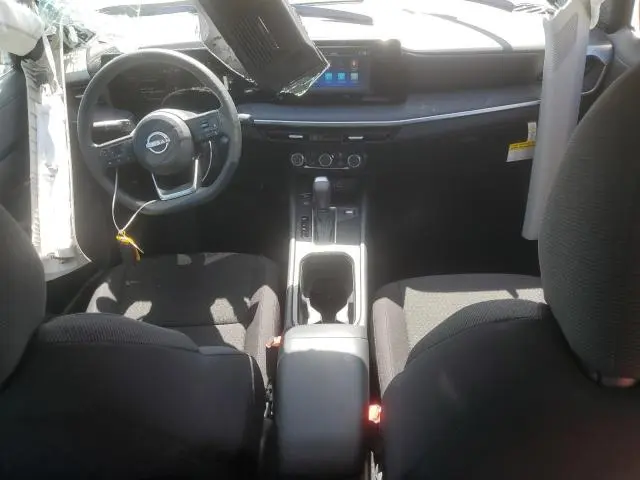 2025 NISSAN KICKS S  