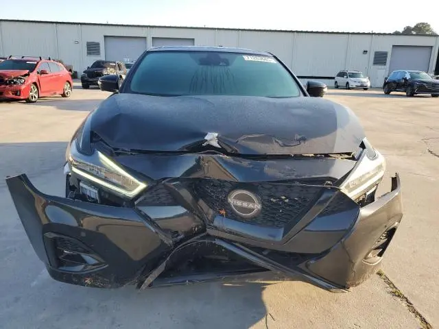 2023 NISSAN MAXIMA SR  